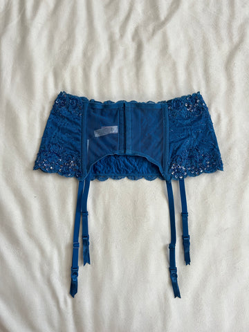beaded lace garter belt🦋