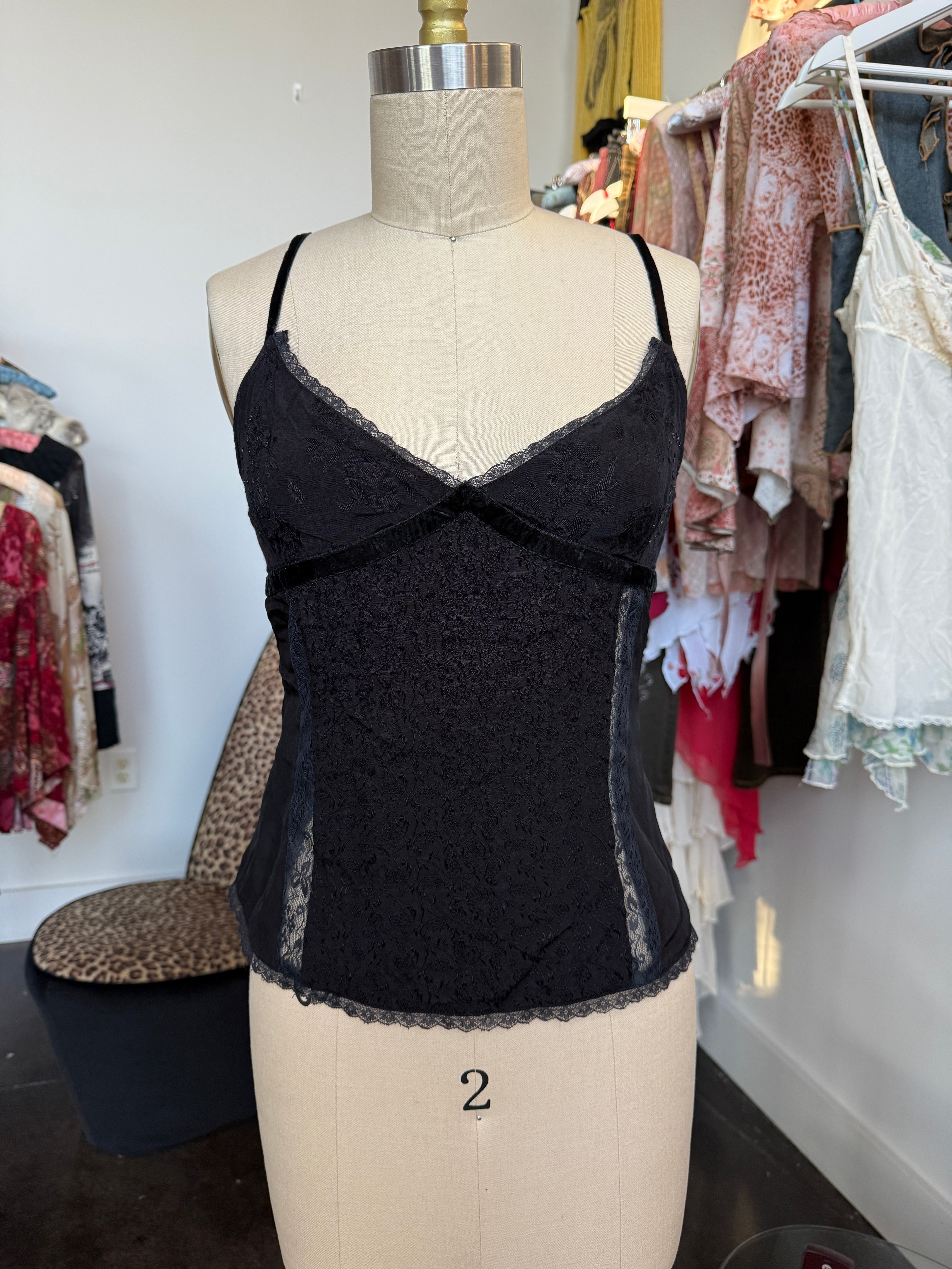 black euro cami🖤