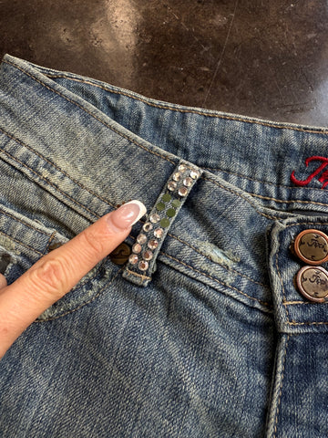 Jixi camo distressed jeans