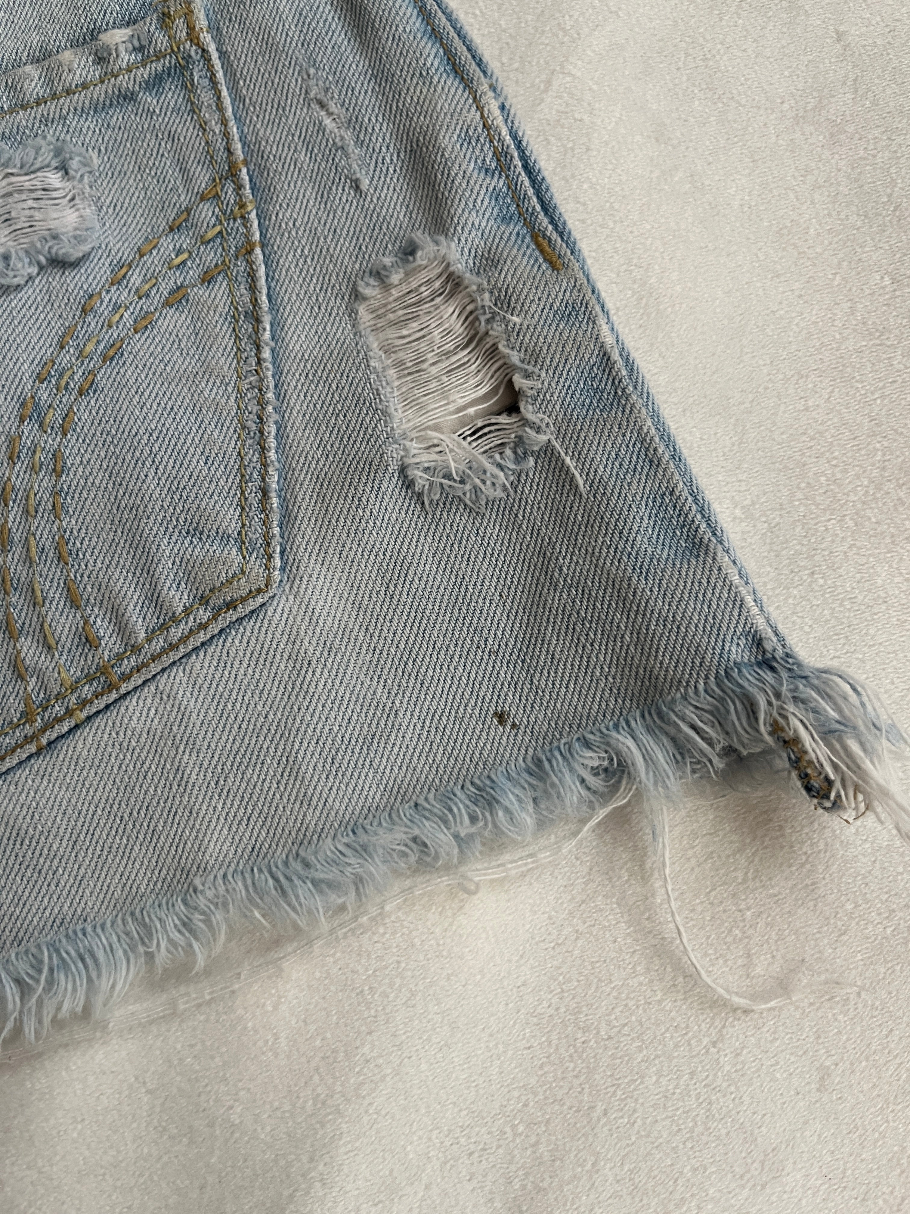 hollister light wash mini