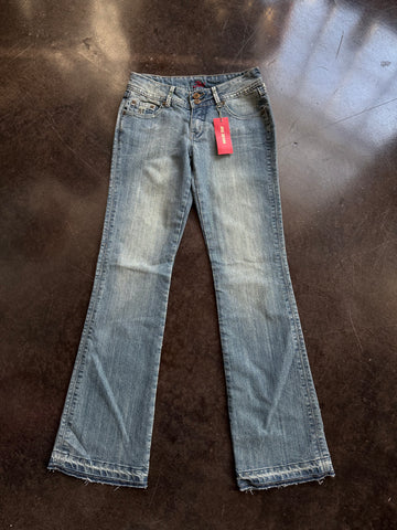 Jixi camo distressed jeans