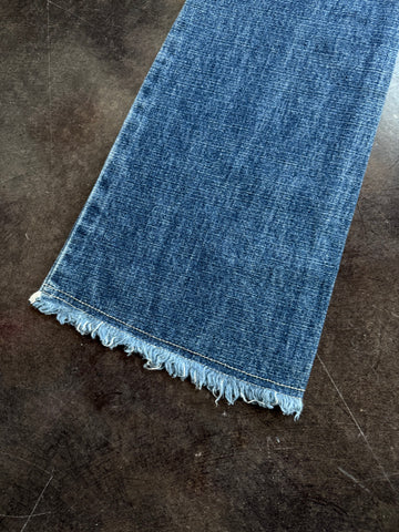 y2k distressed jeans