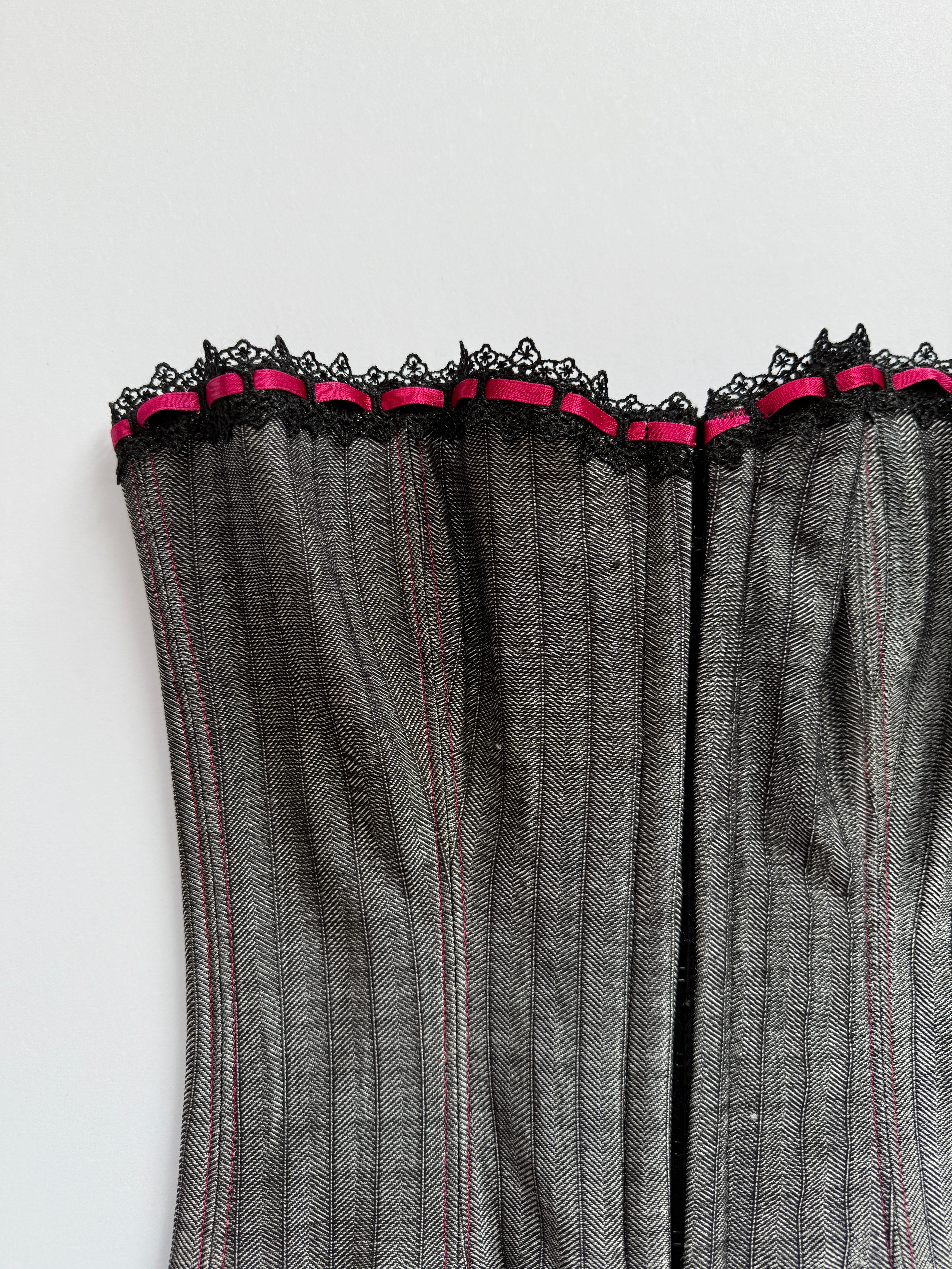 oh la la corset