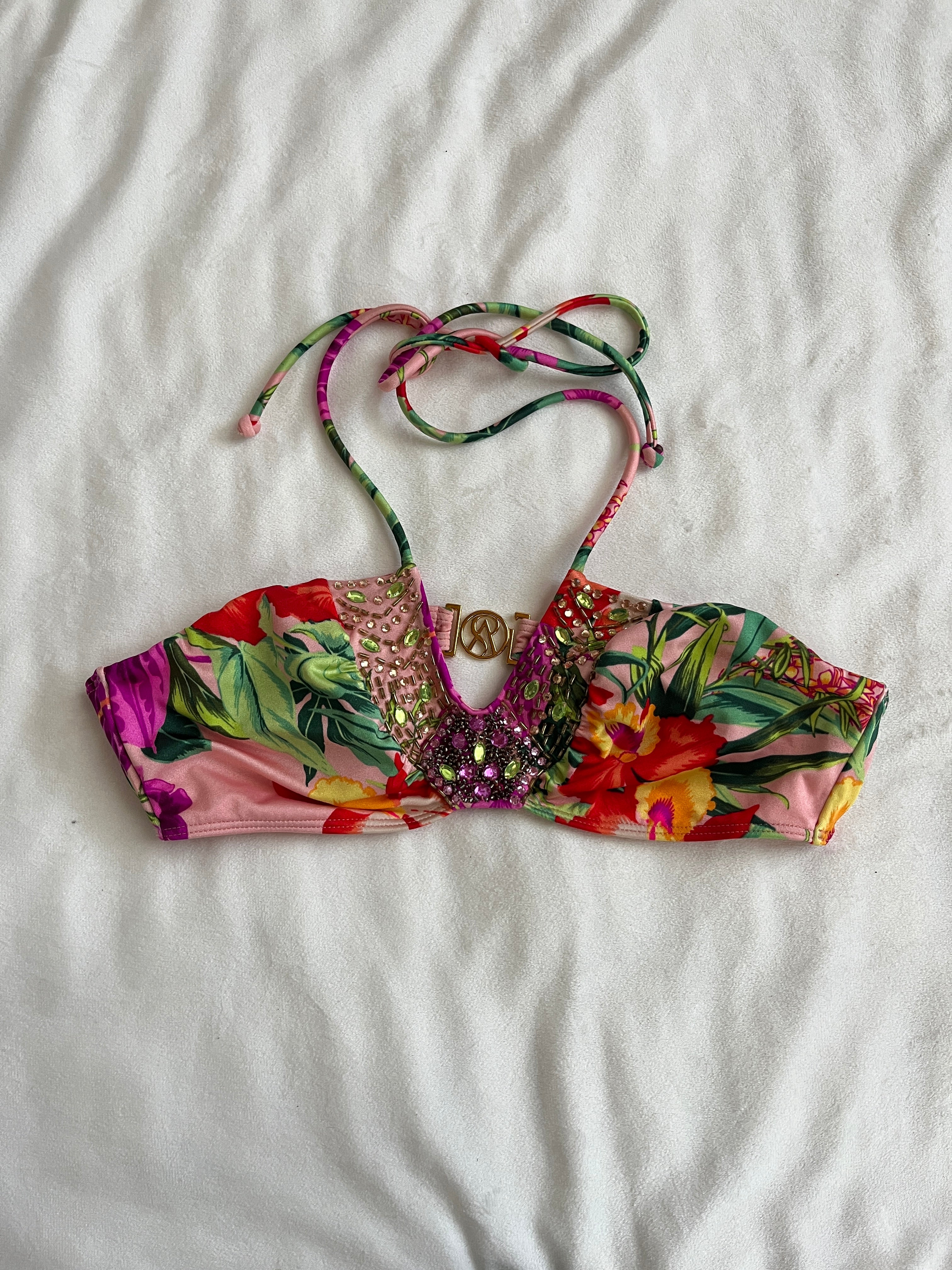 beaded bikini top 🌴