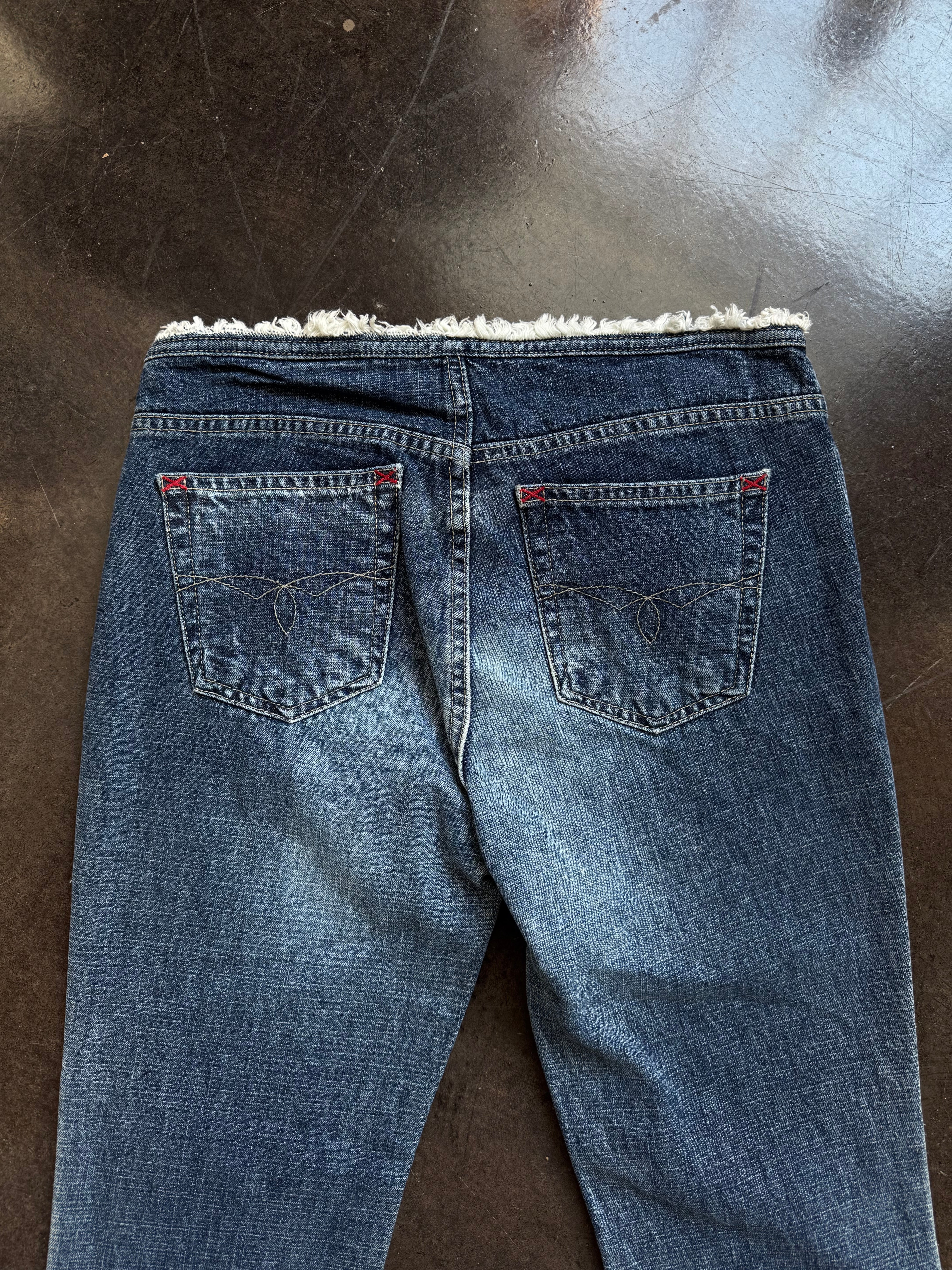 y2k distressed jeans