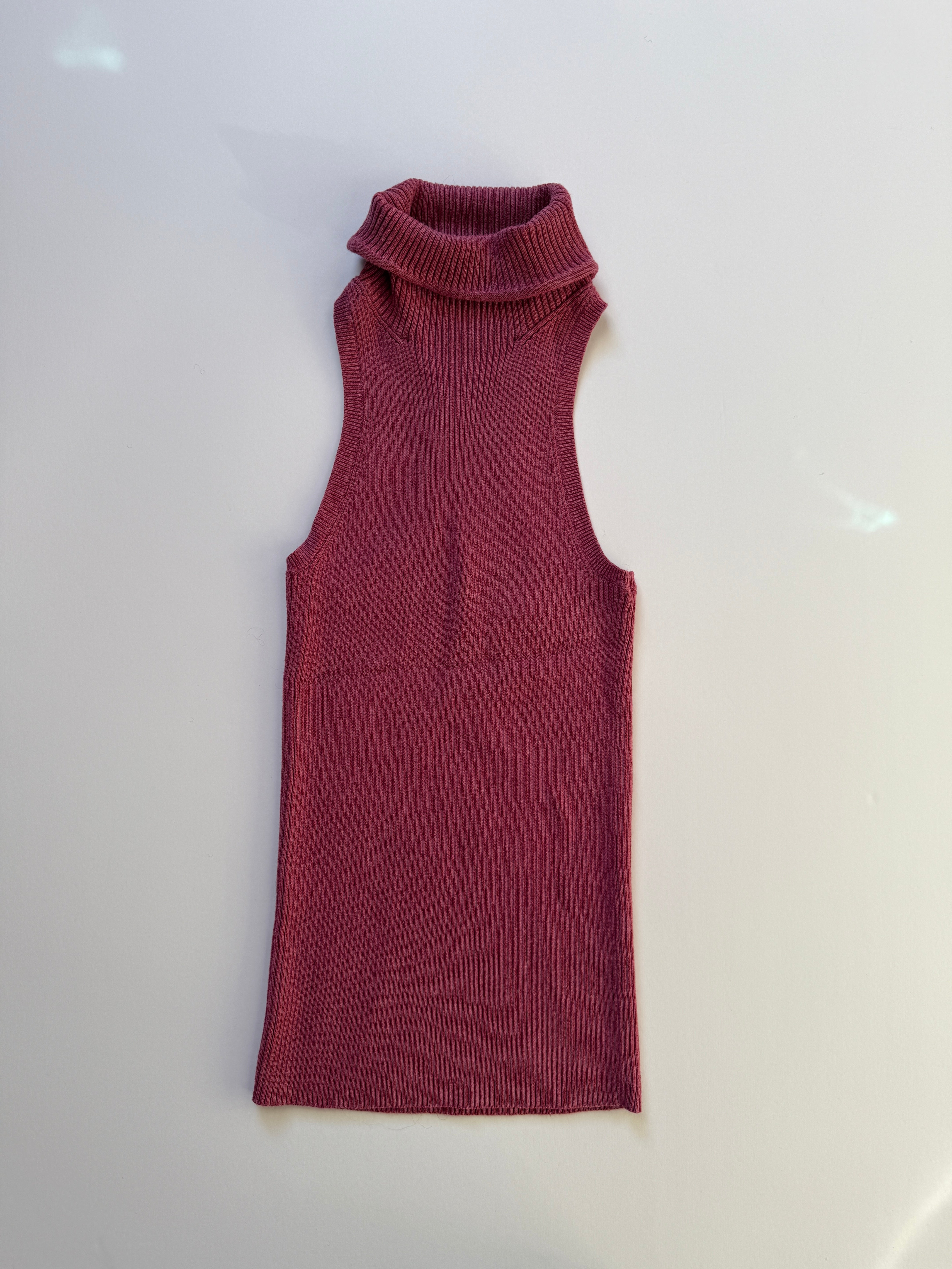 sleeveless sweater🩷