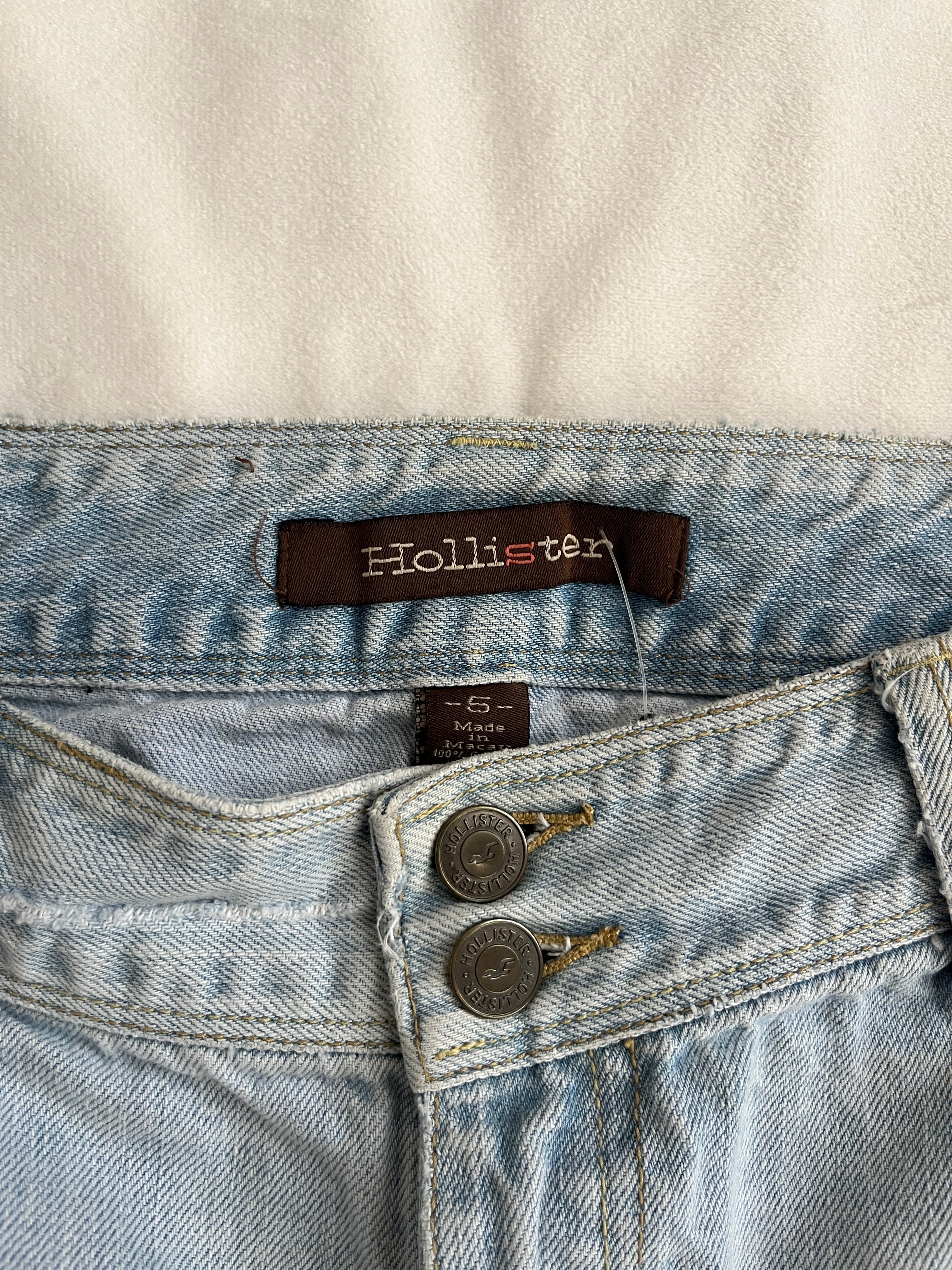 hollister light wash mini