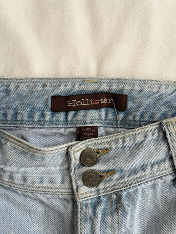 hollister light wash mini