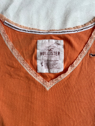 hollister tee