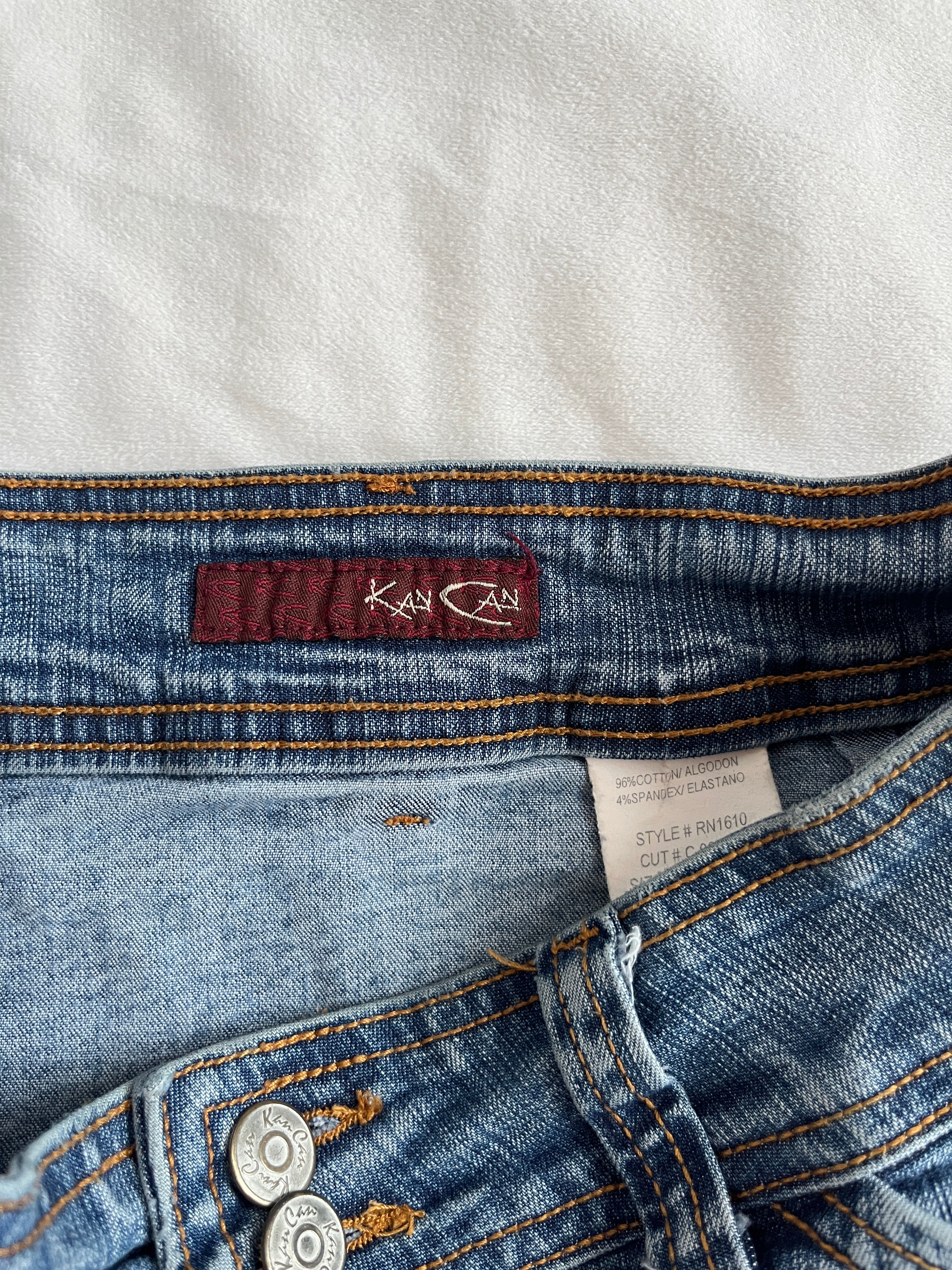 pleated mini
