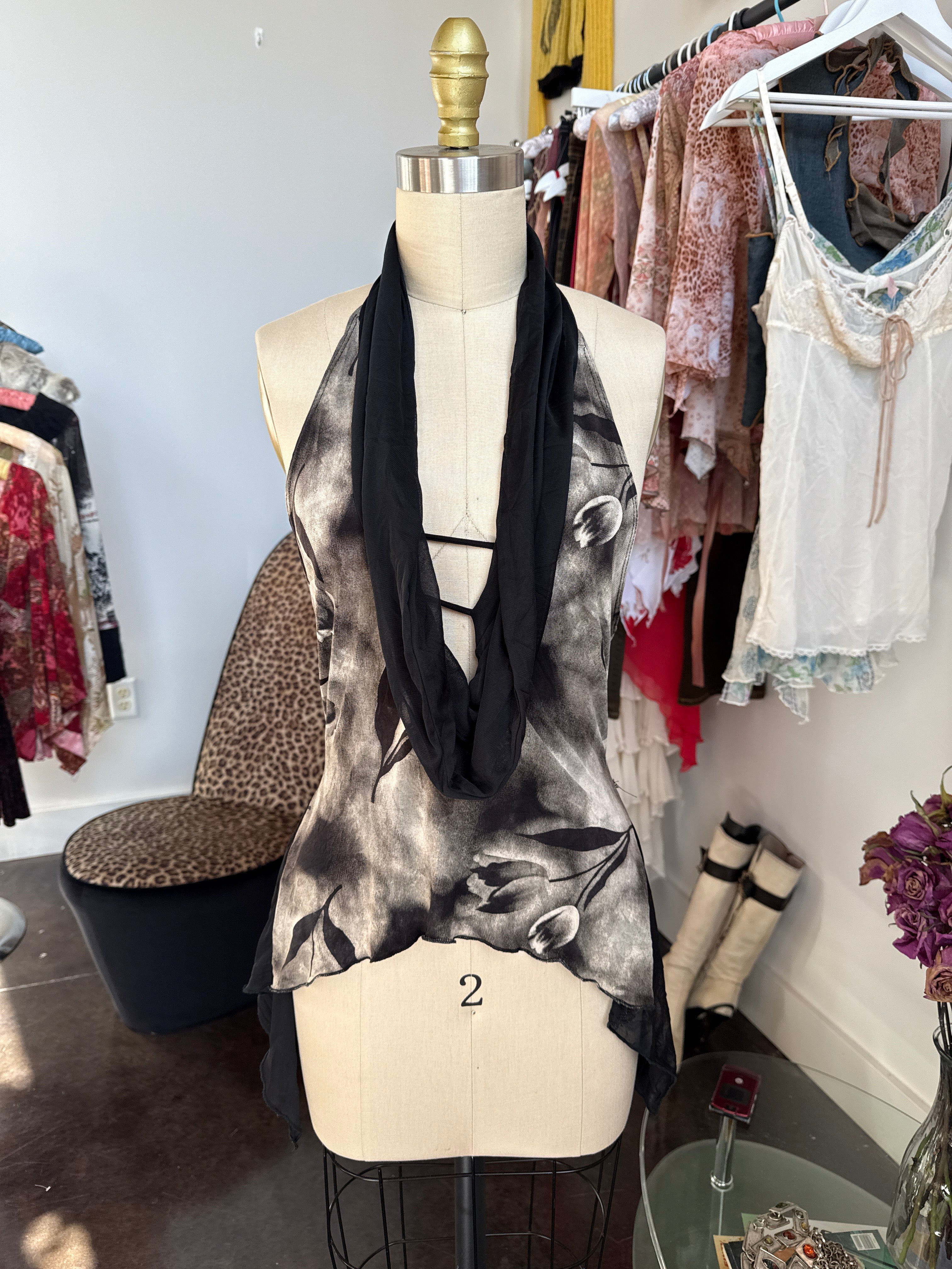 fairy cowl neck halter🖤