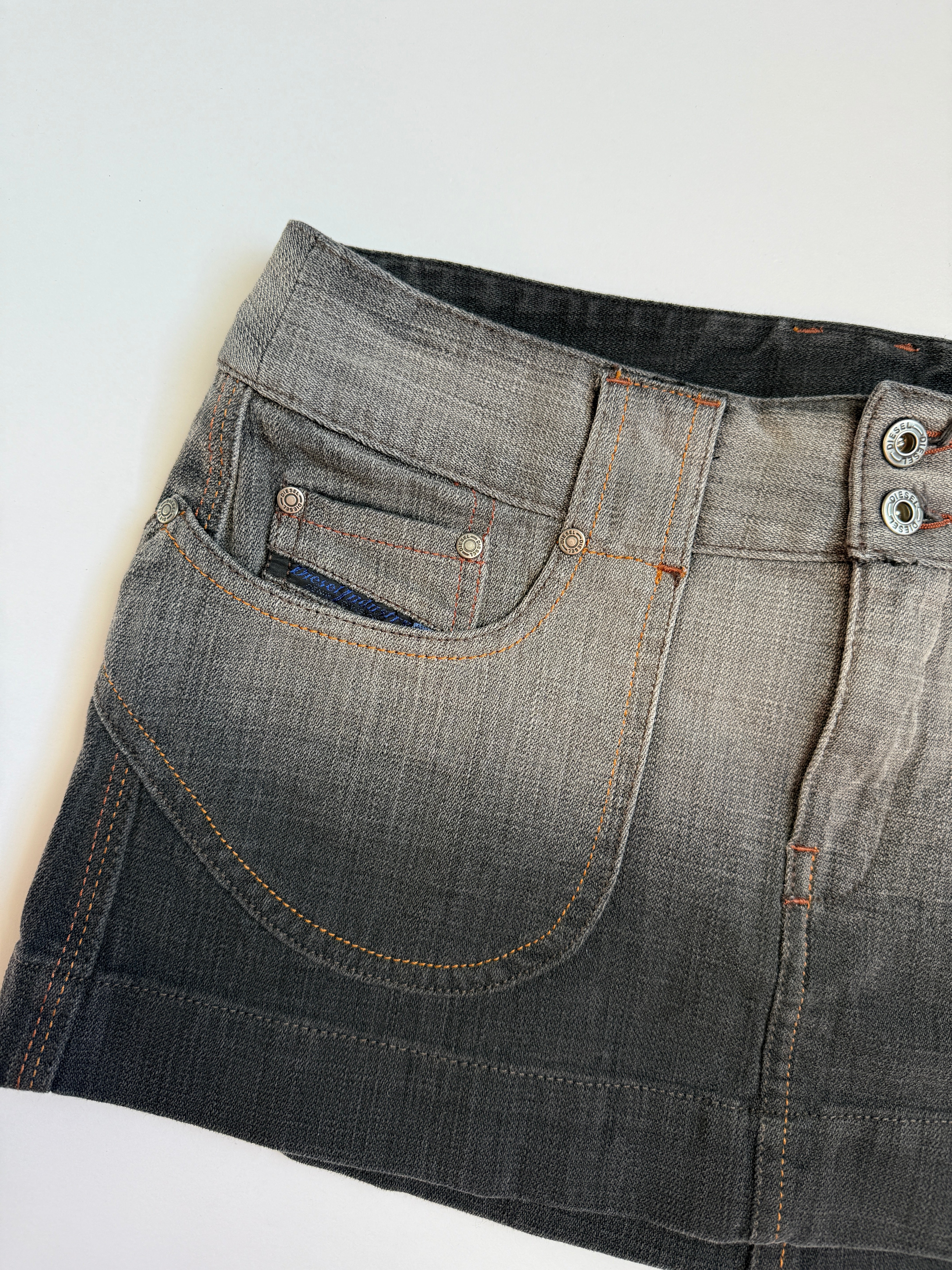 disel mini skirt