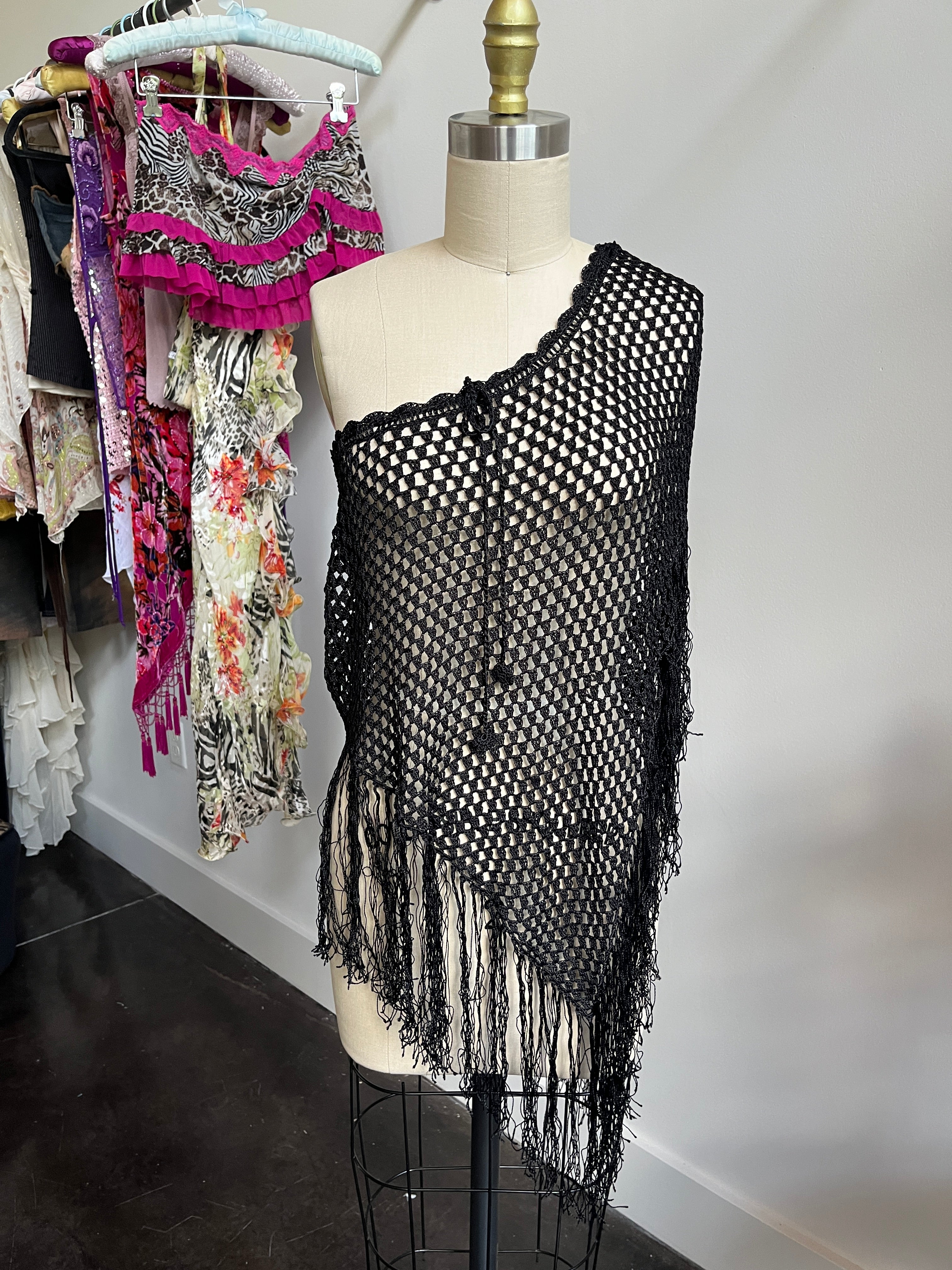 black poncho🖤
