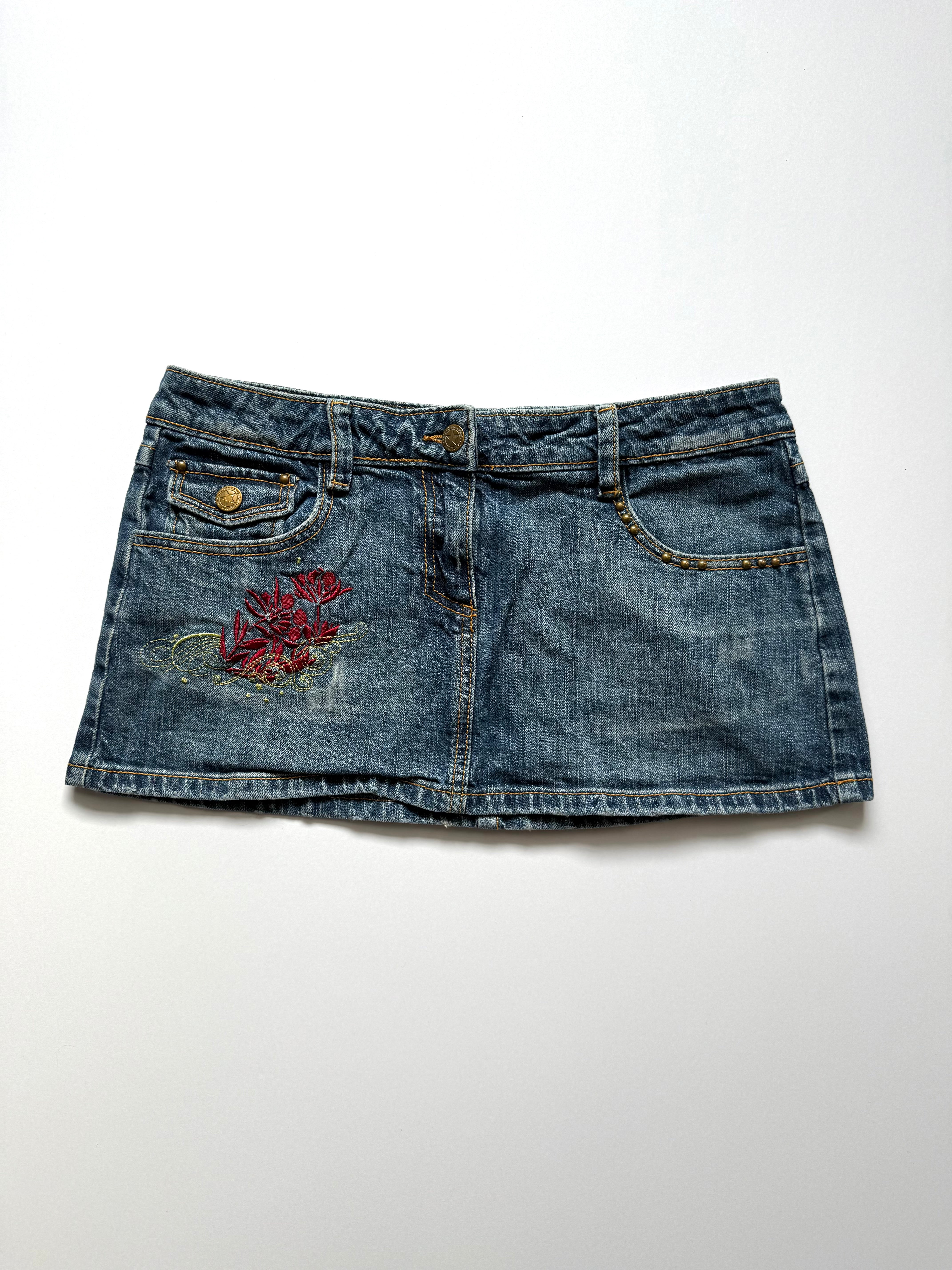 mini mini skirt