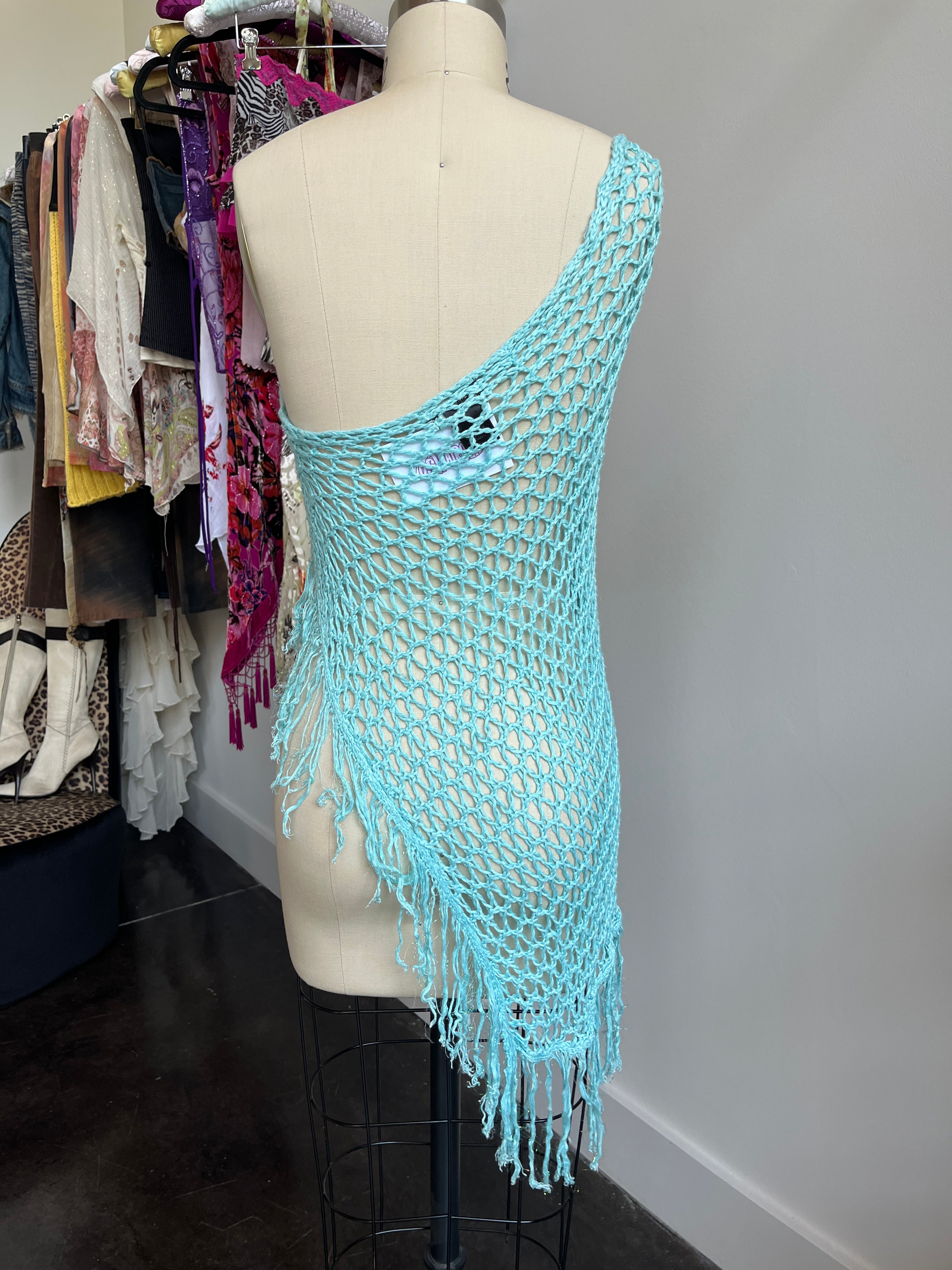 guess poncho🩵
