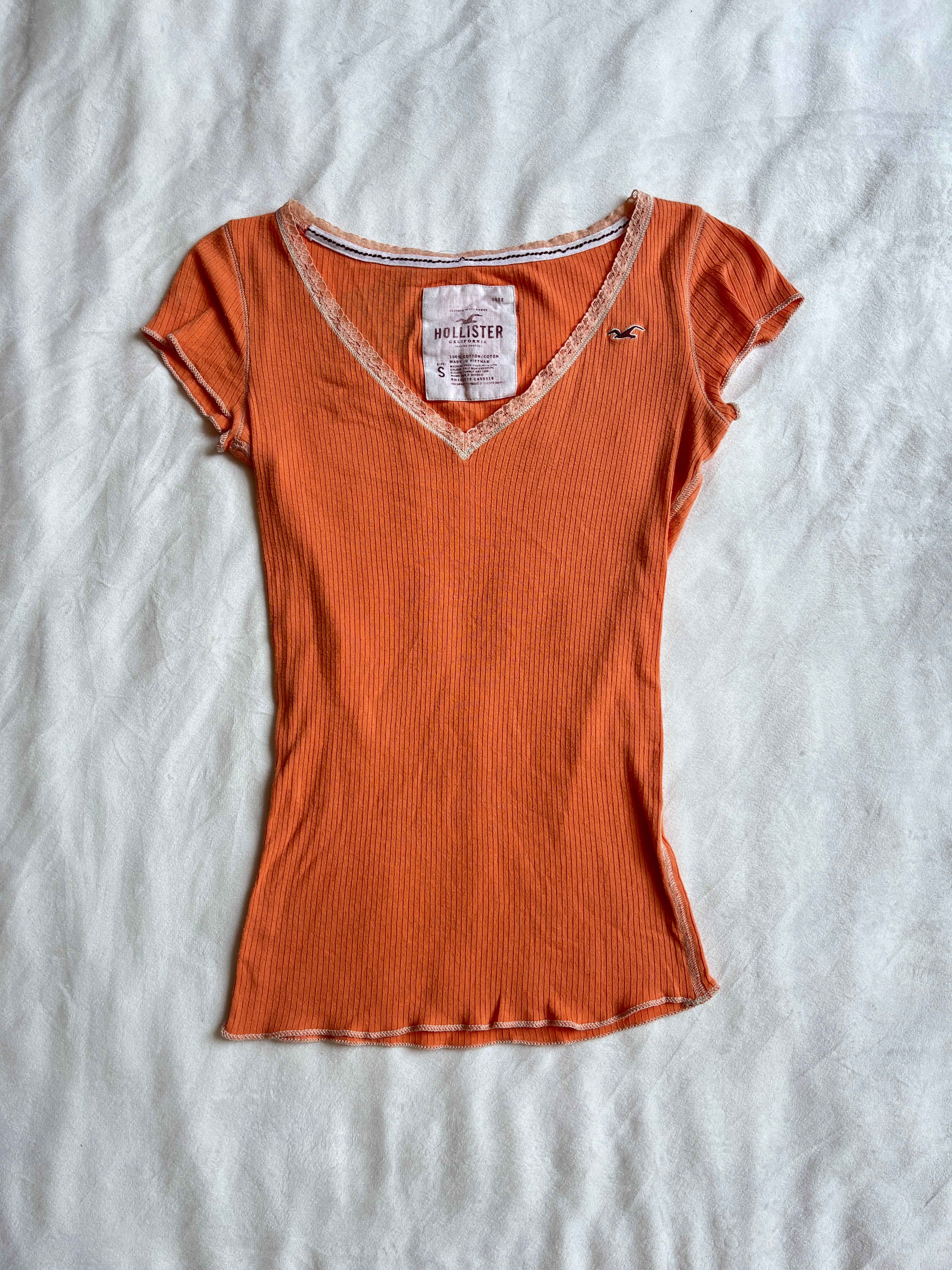 hollister tee