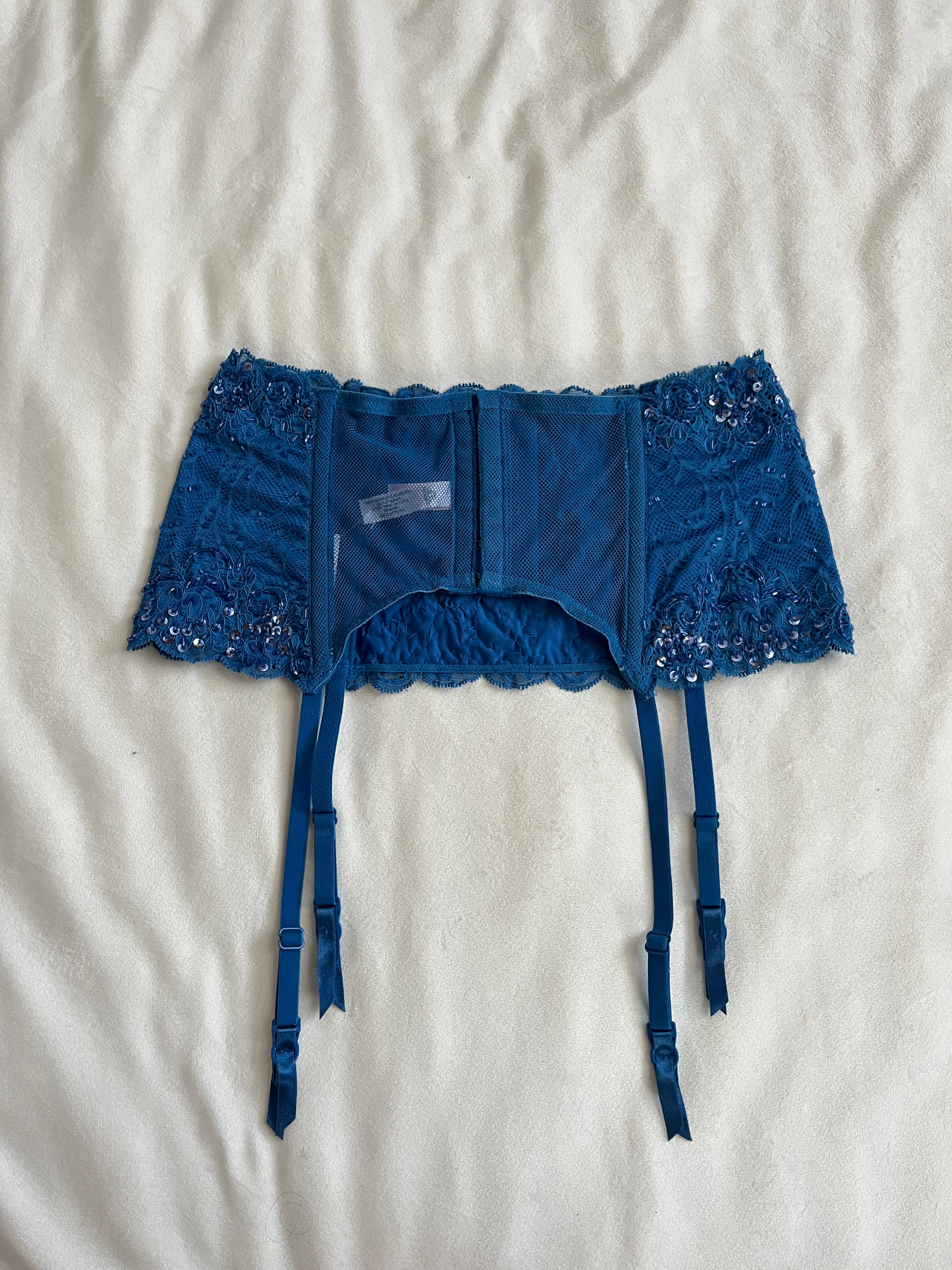 beaded lace garter belt🦋