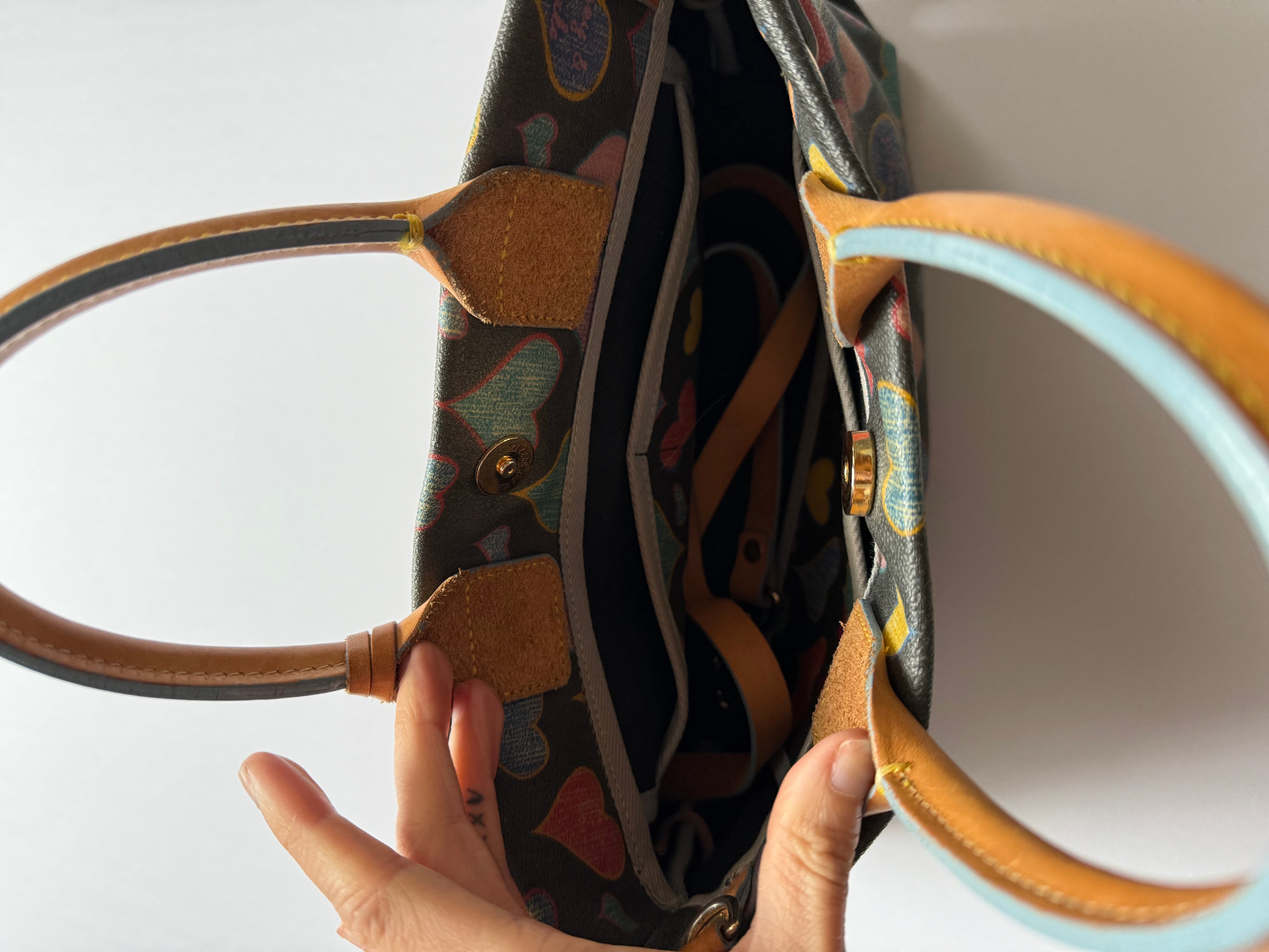 dooney & bourke💘