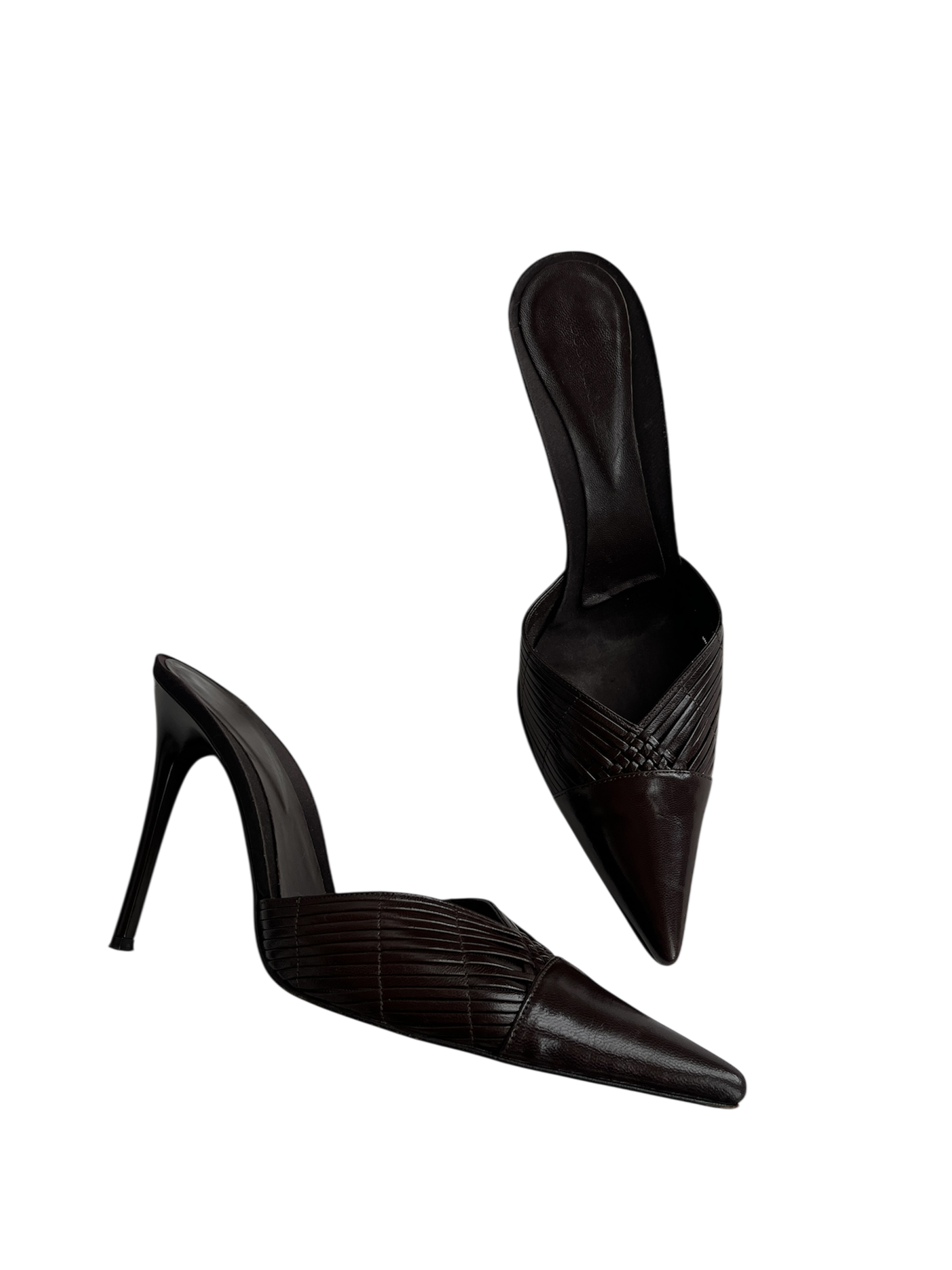 bcbg heels