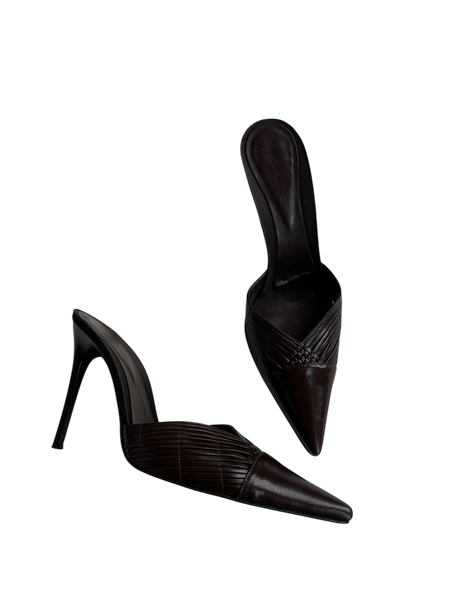 bcbg heels