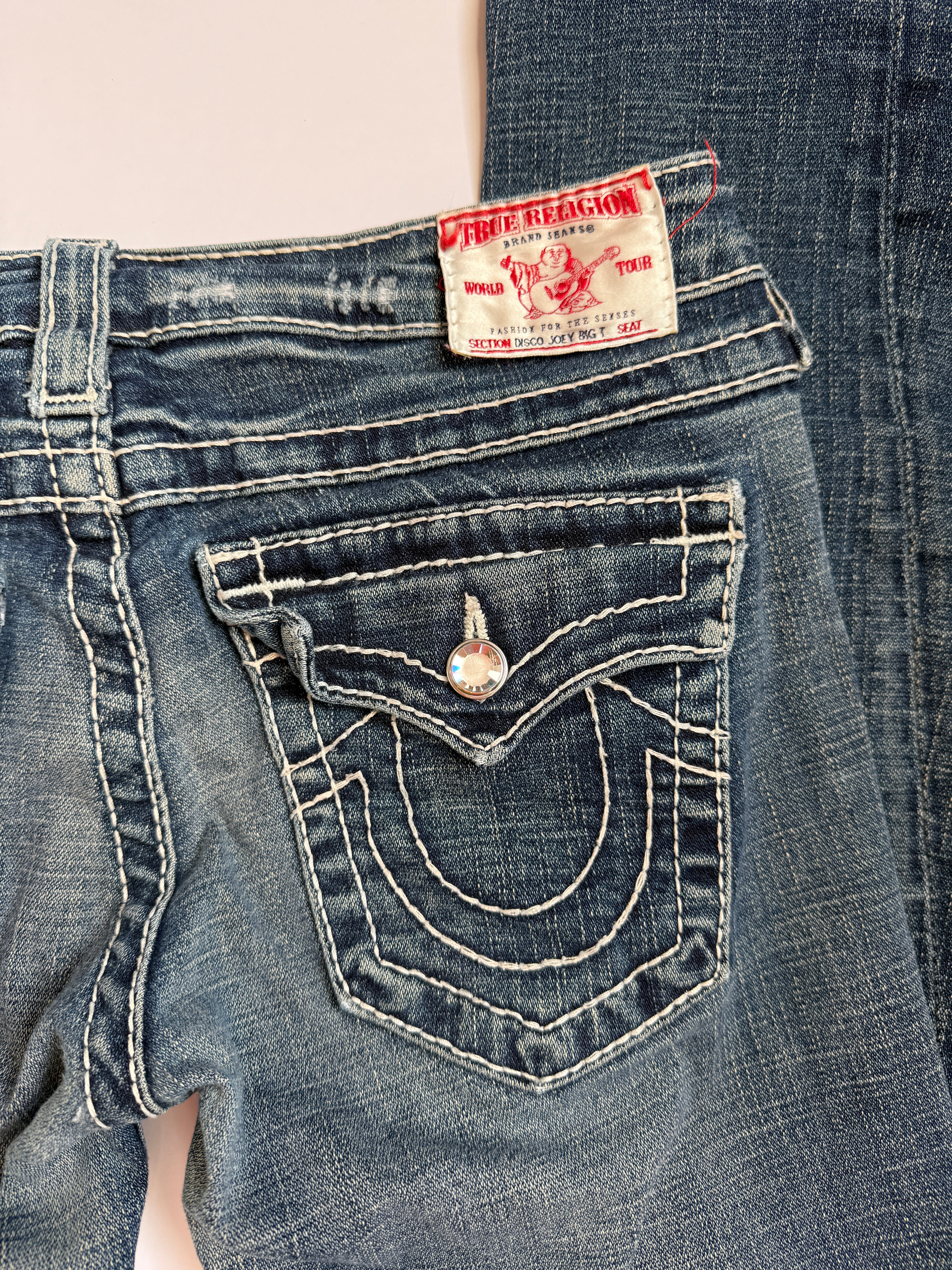 true religion jeans 🧲