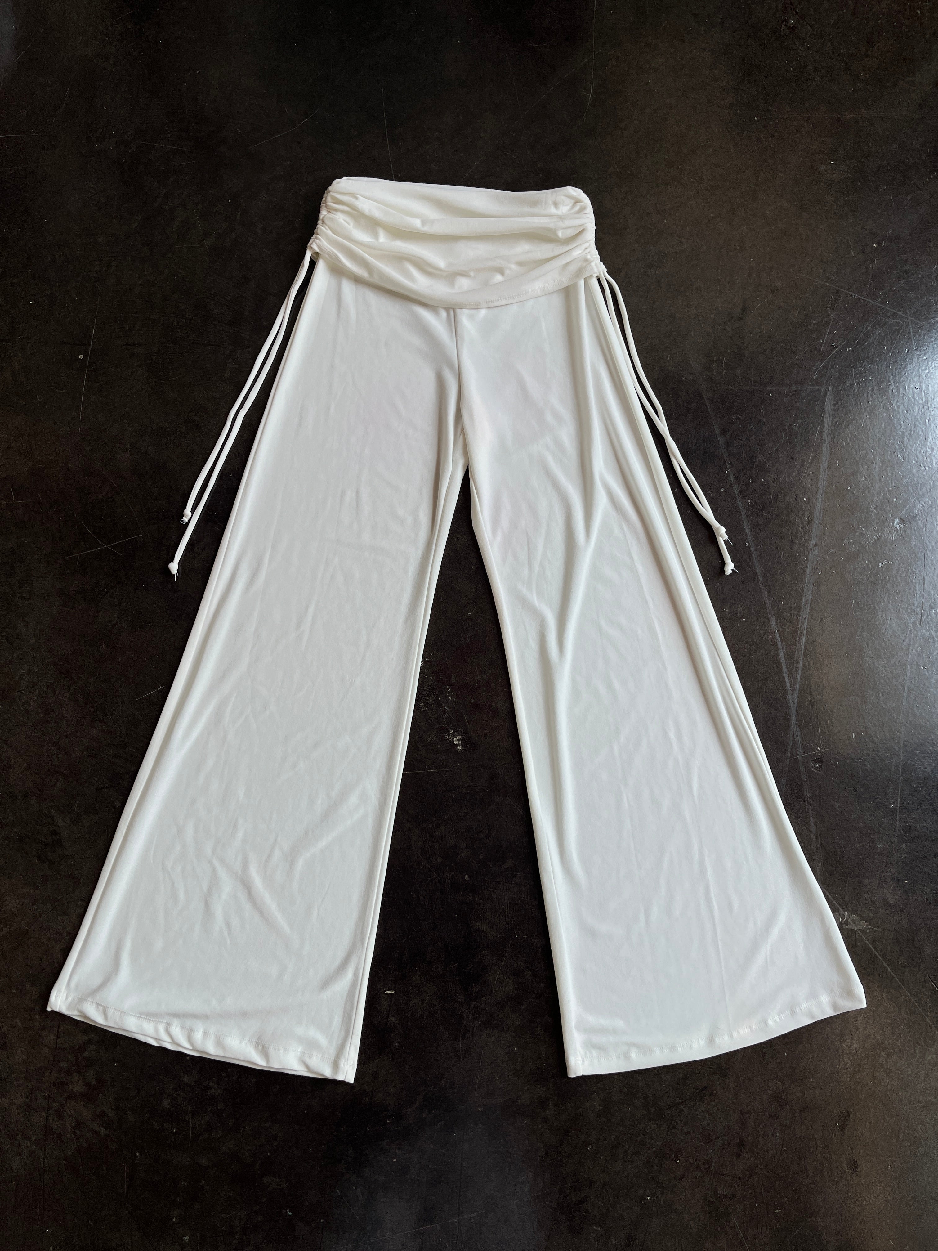 cream fold over pants🪽
