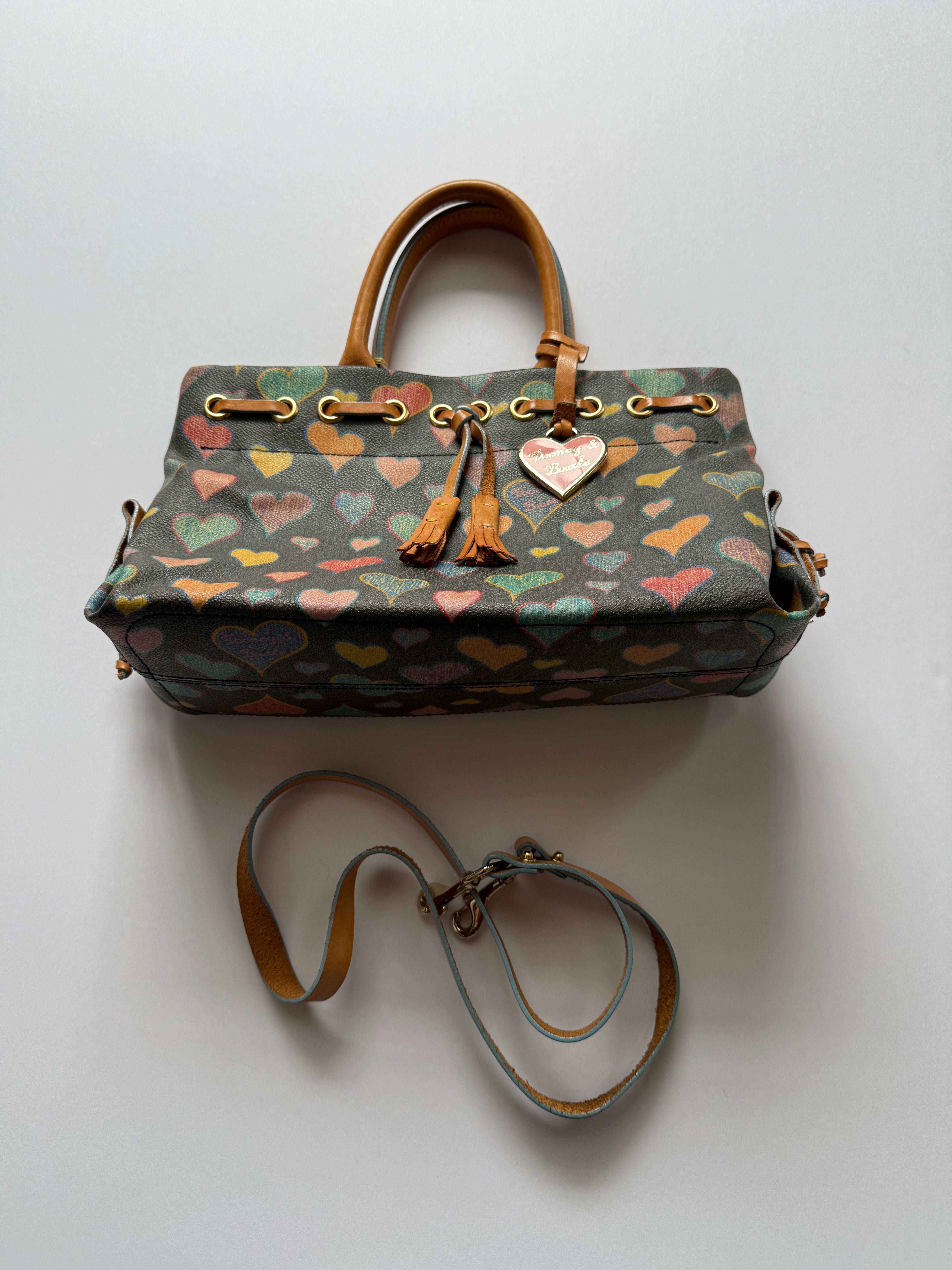 dooney & bourke💘
