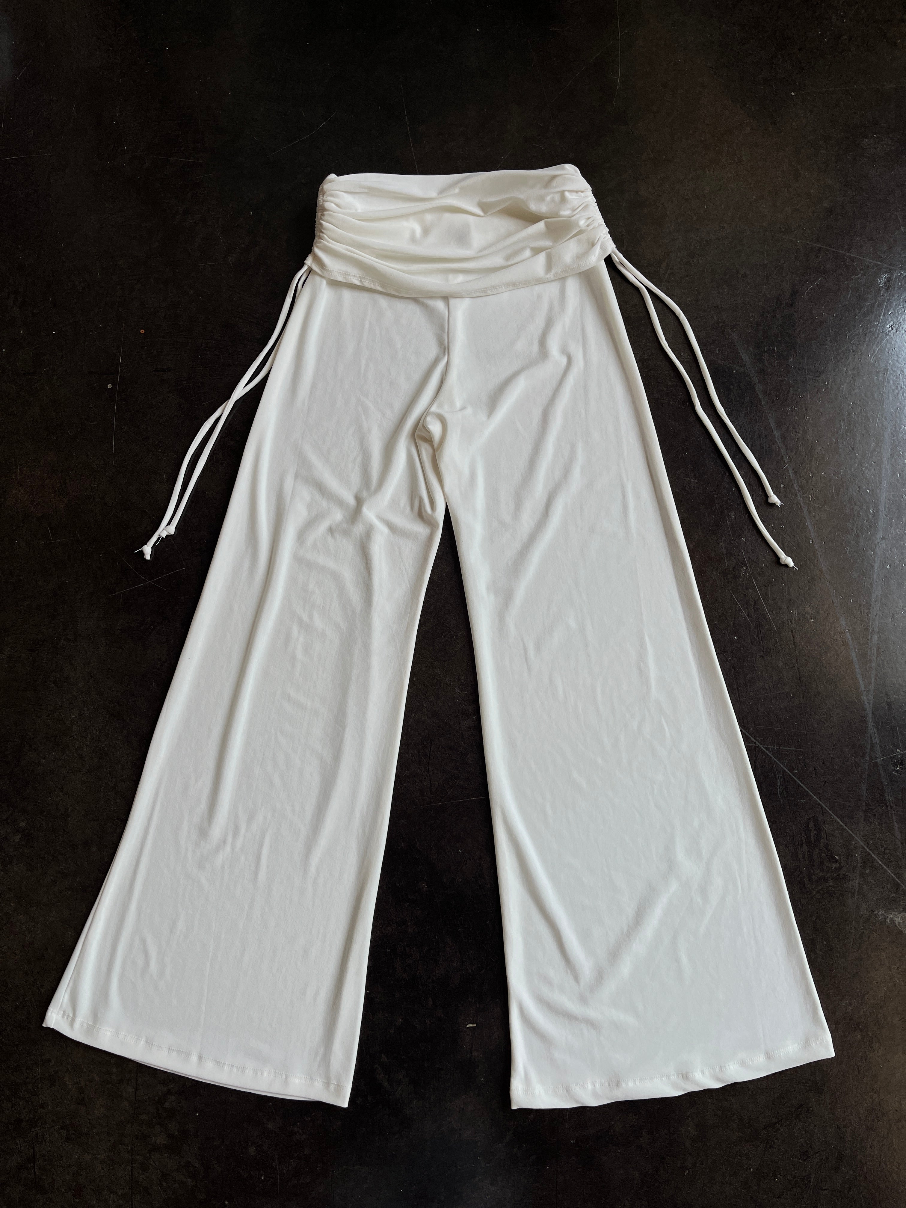 cream fold over pants🪽
