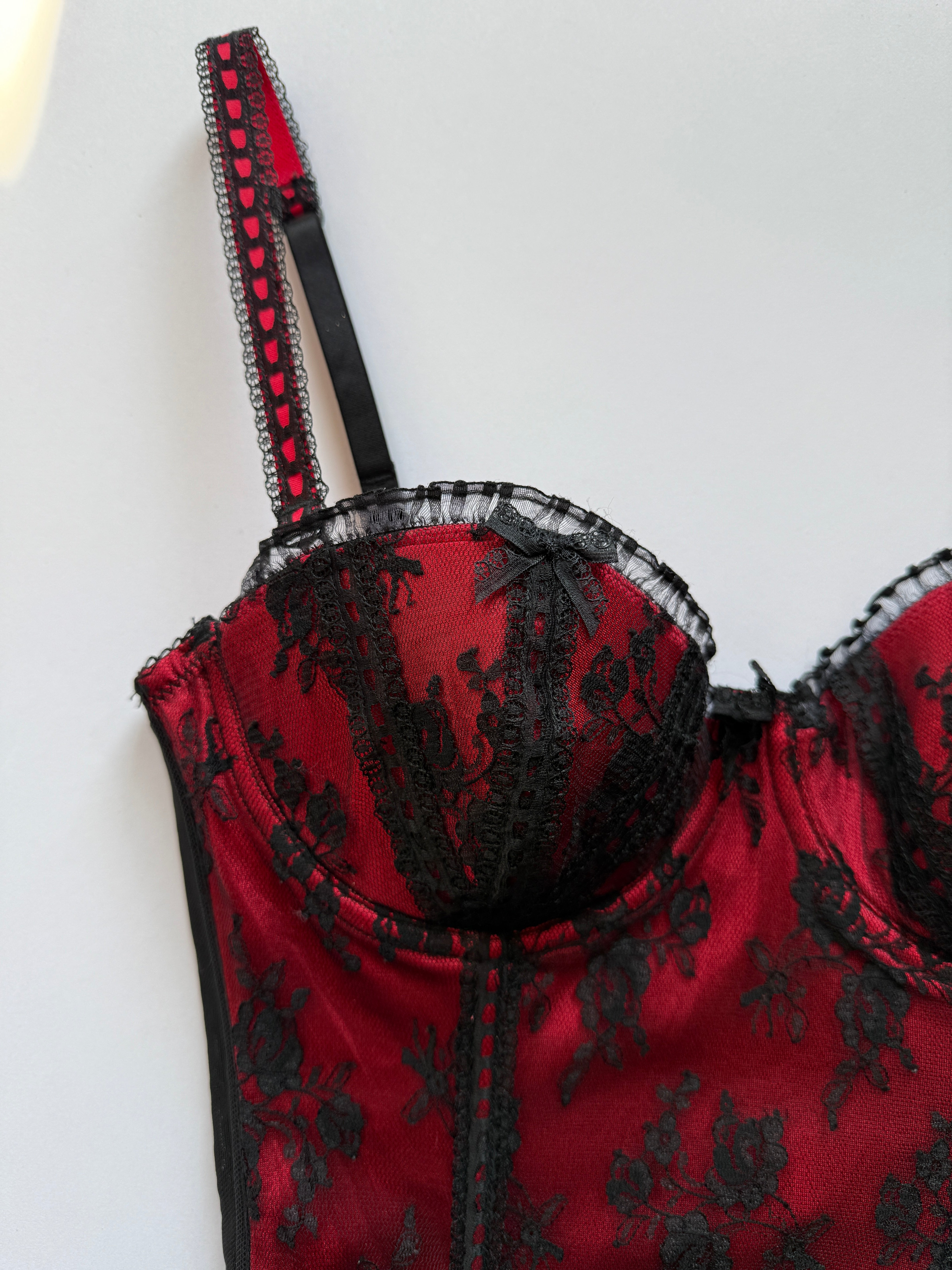 vixen corset