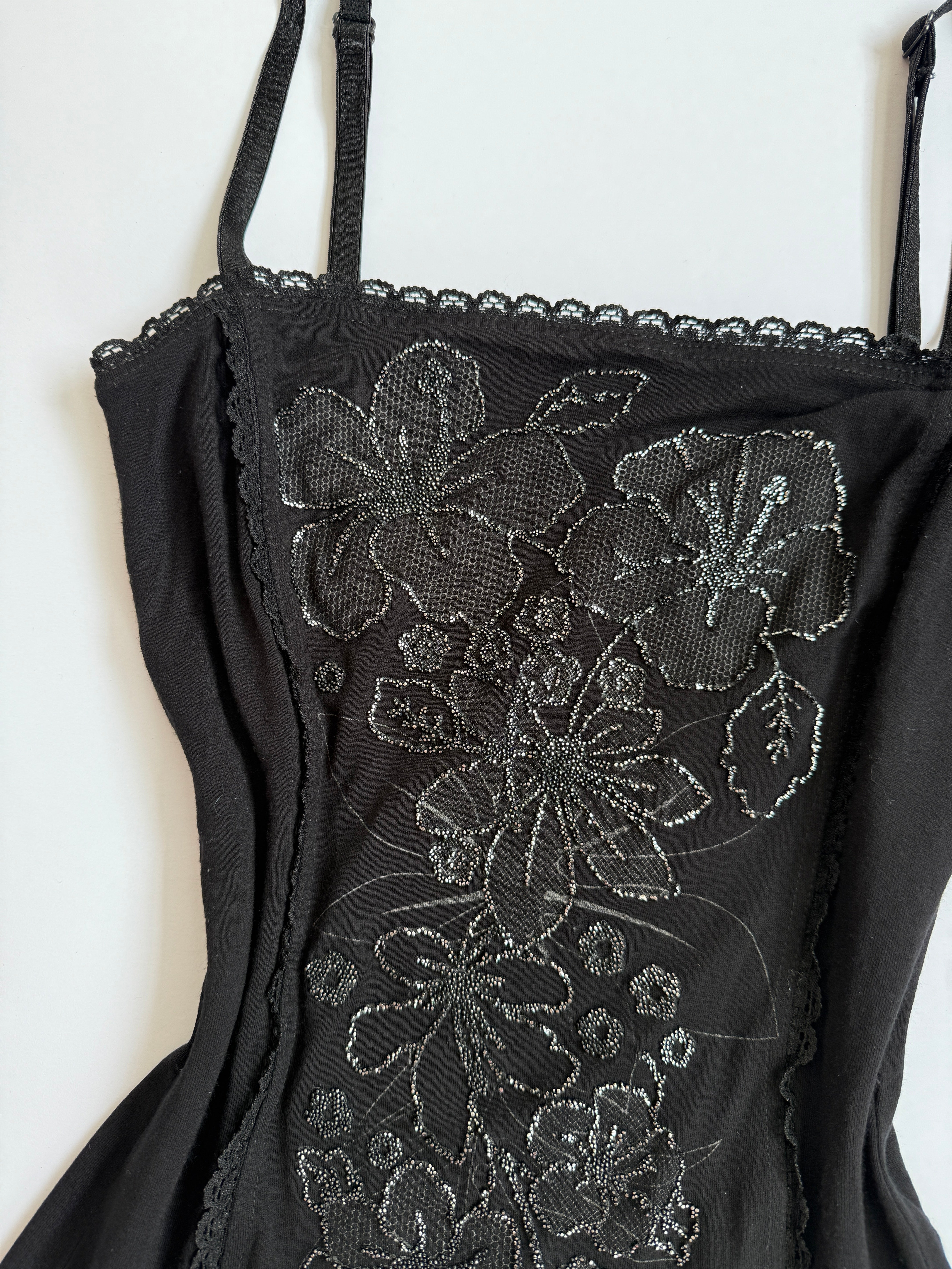 black floral cami🖤
