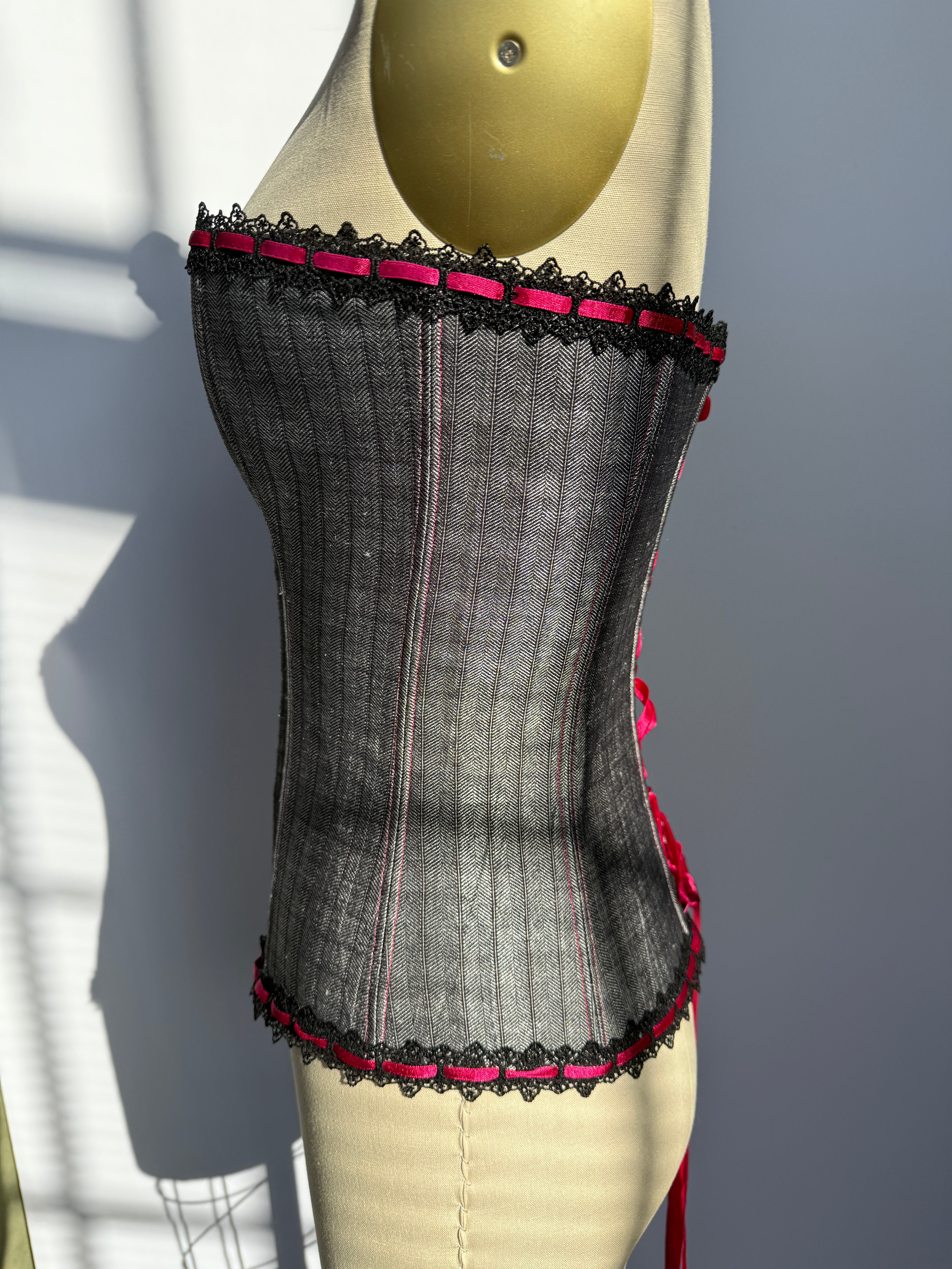 oh la la corset