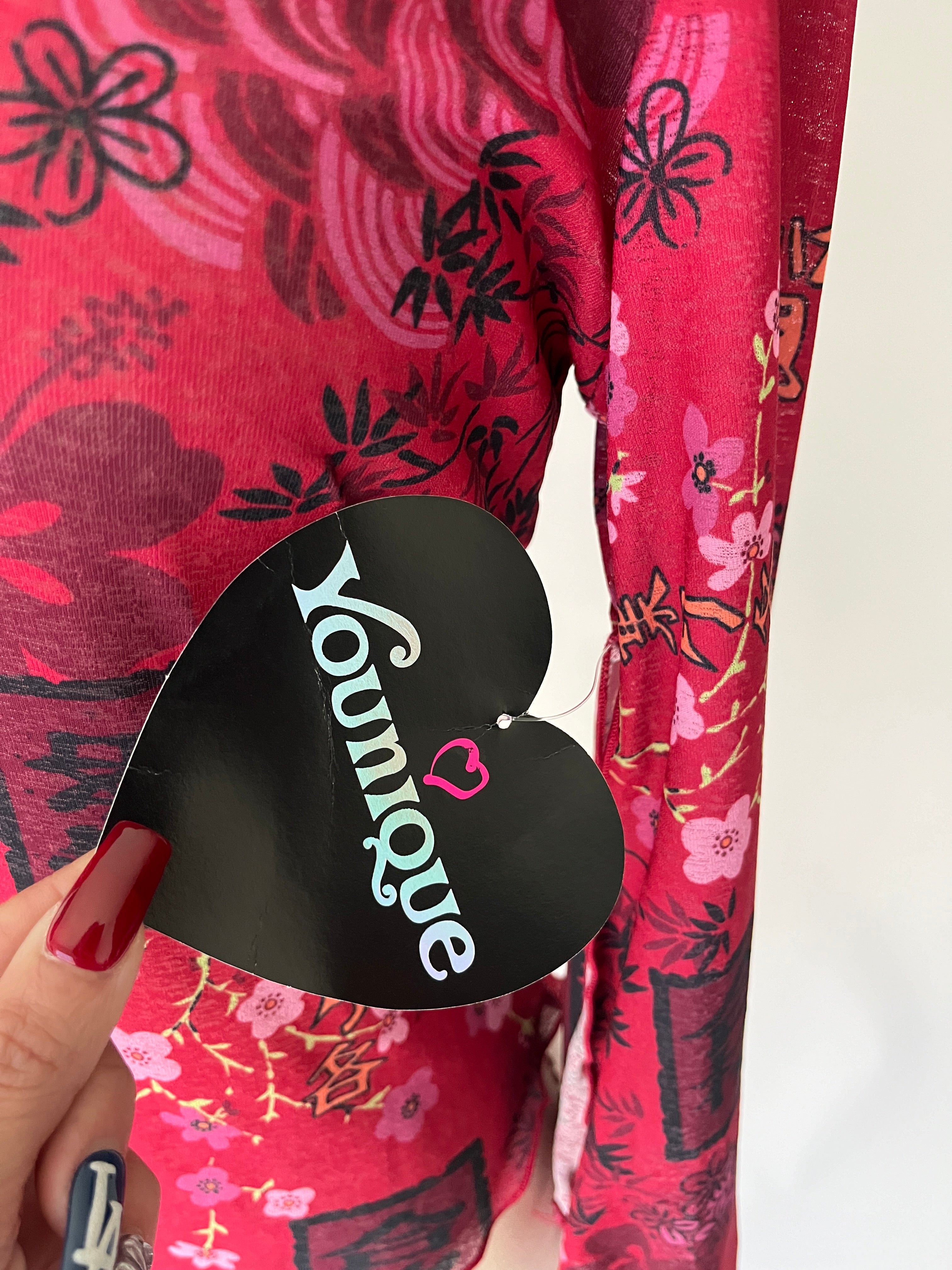 younique mesh top