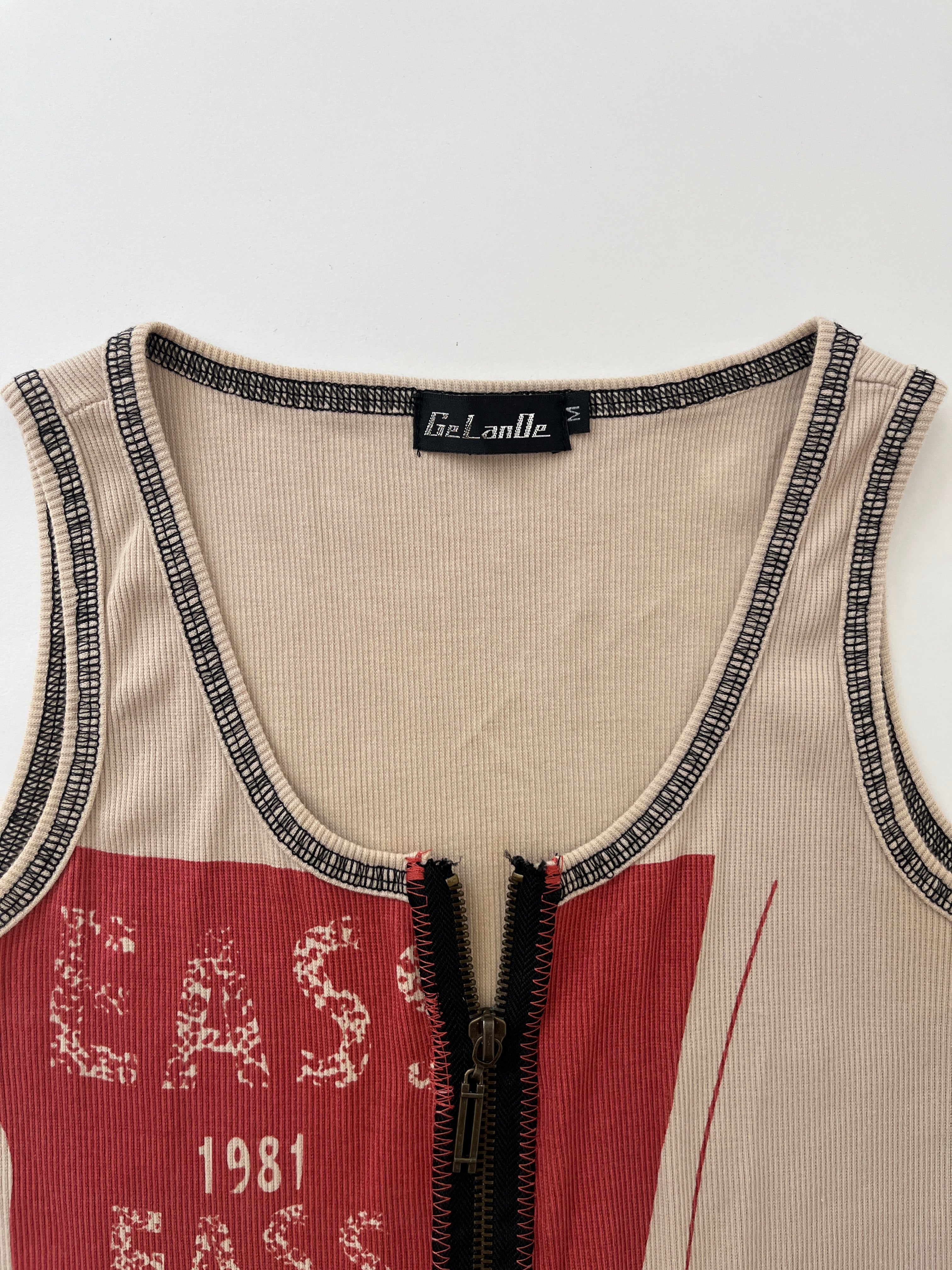 KISS KISS TANK