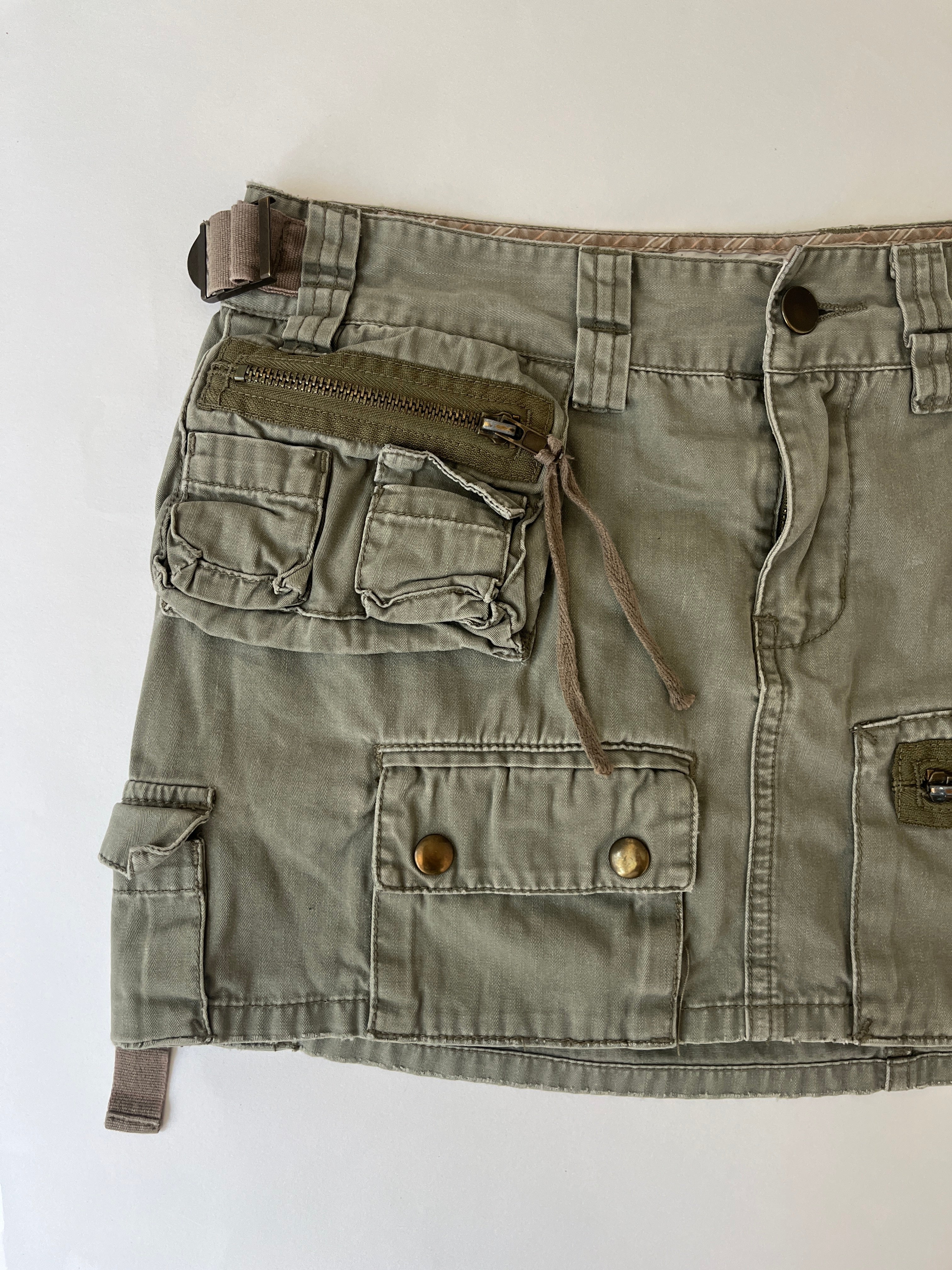 HOLLISTER CARGO SKIRT