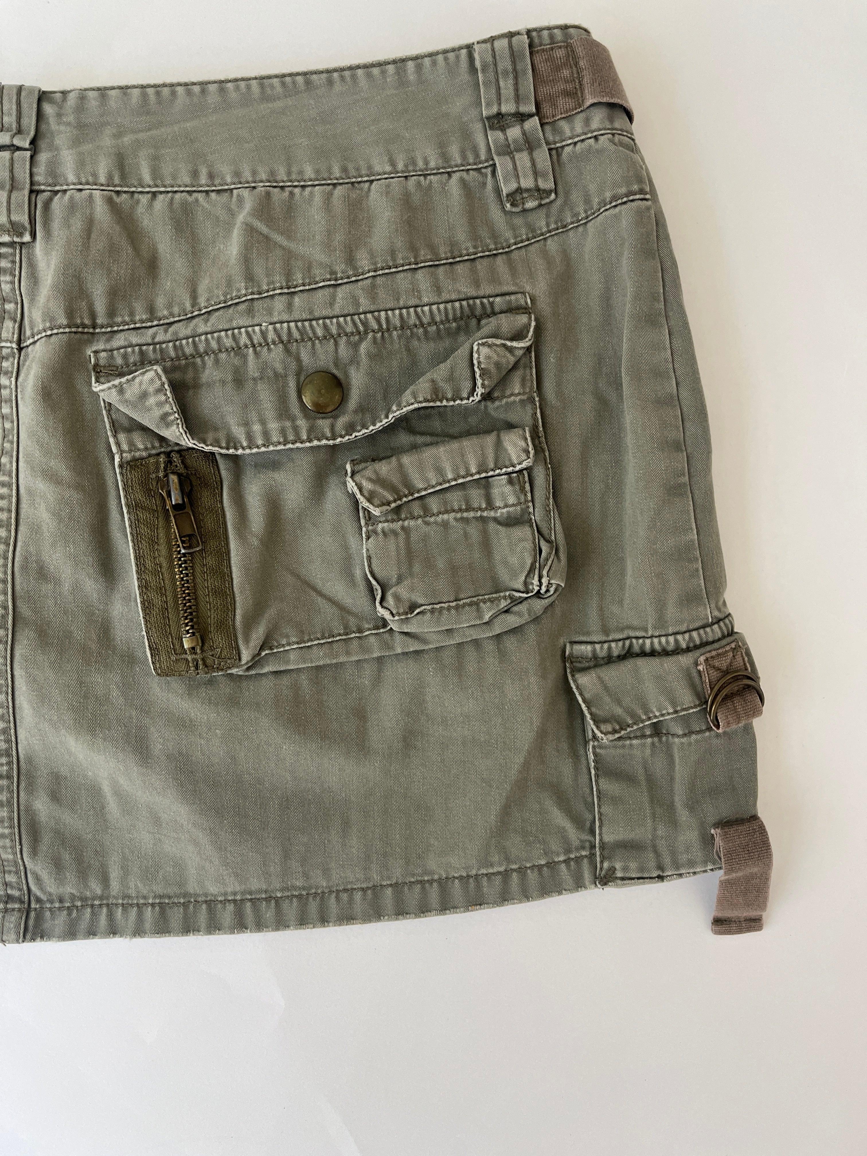 HOLLISTER CARGO SKIRT